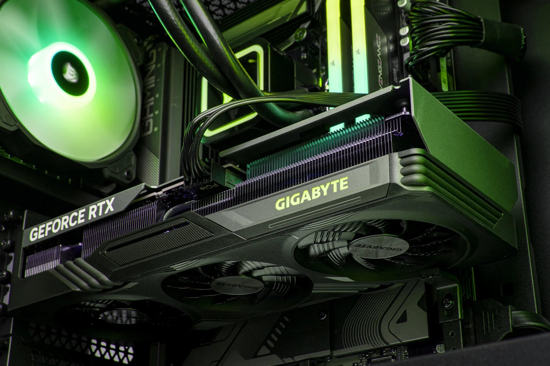 PC Gamer con RTX 4060 | Rendimiento Gaming de Nueva Generación - Invictus PC Mexico